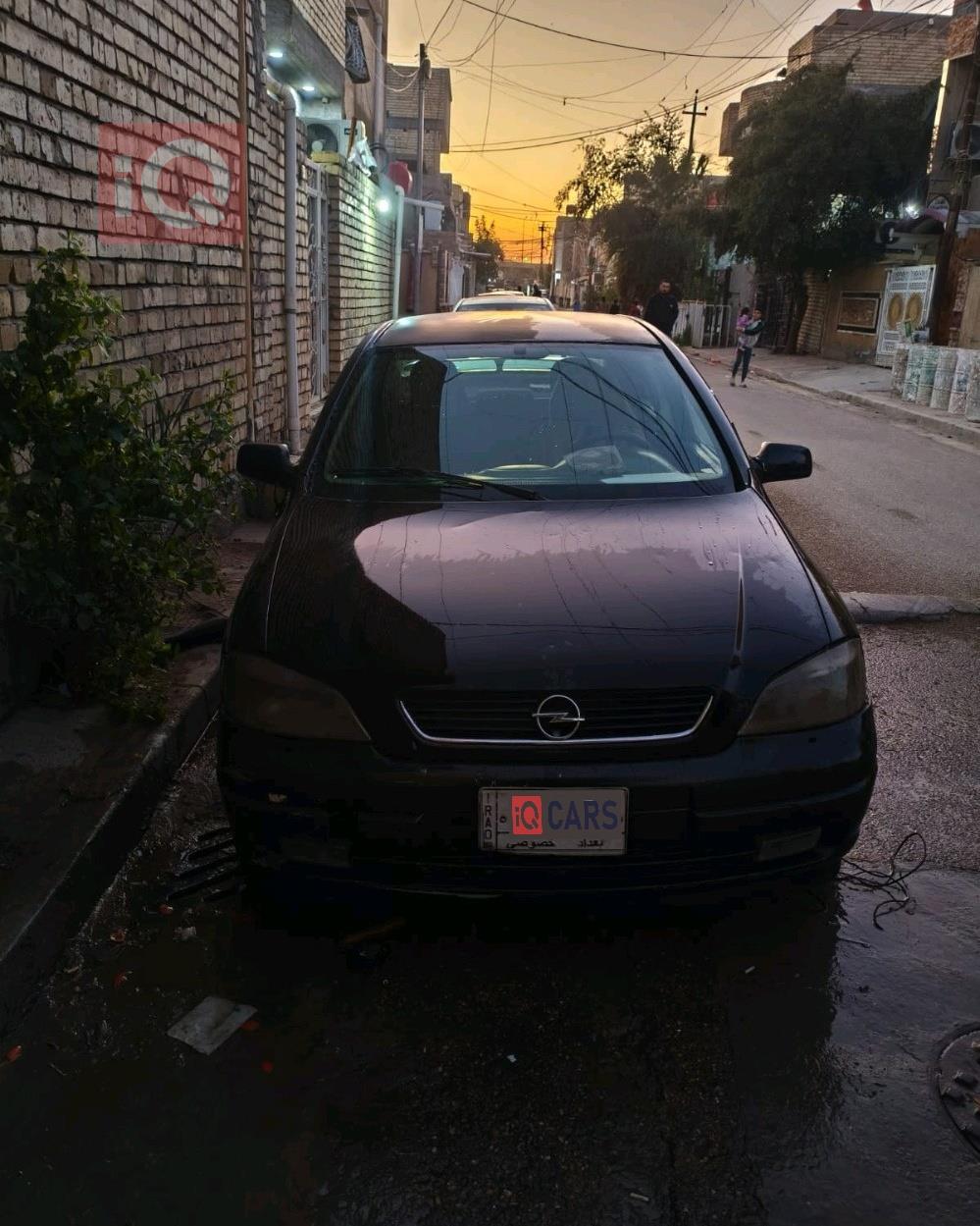 اوبل استرا
